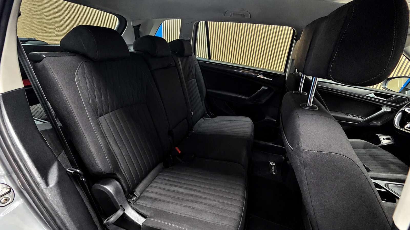 Volkswagen TIGUAN Comfortline 1.4 TSI 2023 - Imagen 10 de 13