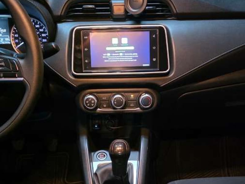 Nissan VERSA 2022 - Imagen 10 de 13
