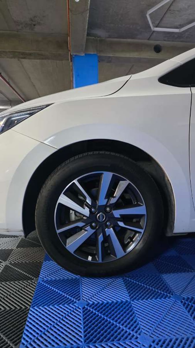 NISSAN VERSA 2022 - Imagen 13 de 14