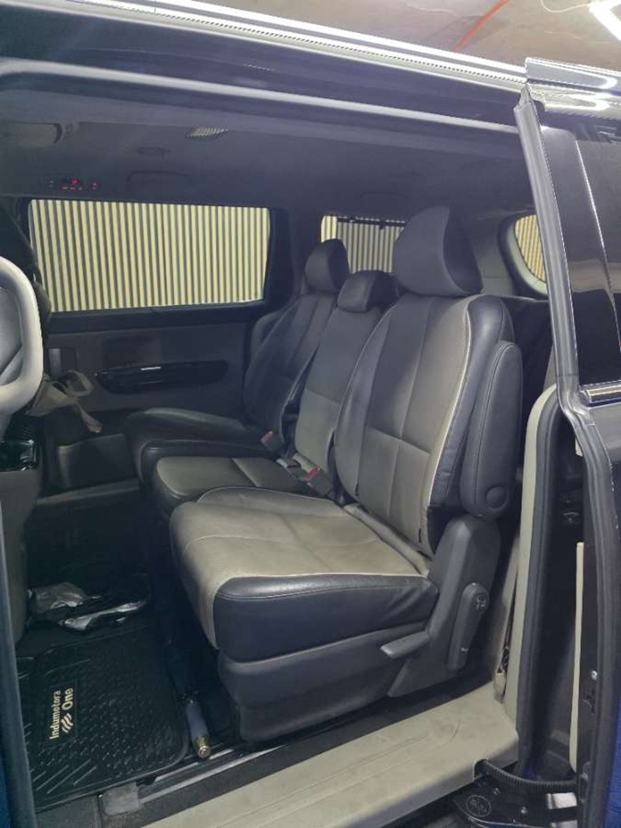 Kia Grand Carnival 2016 - Imagen 15 de 17