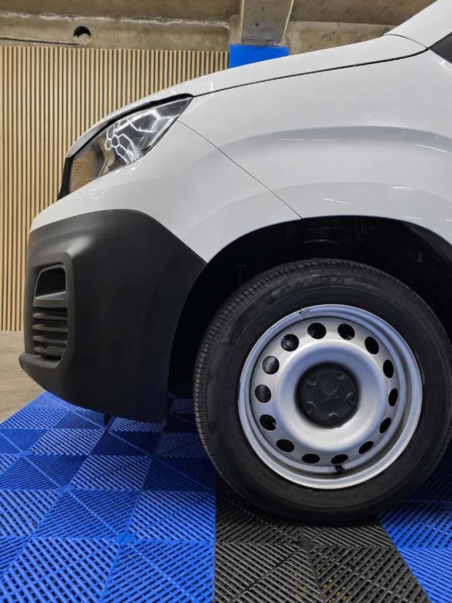 Peugeot PARTNER 2023 - Imagen 13 de 15