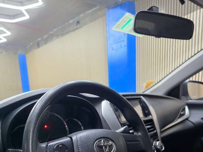 Toyota NEW YARIS 2018 - Imagen 6 de 15
