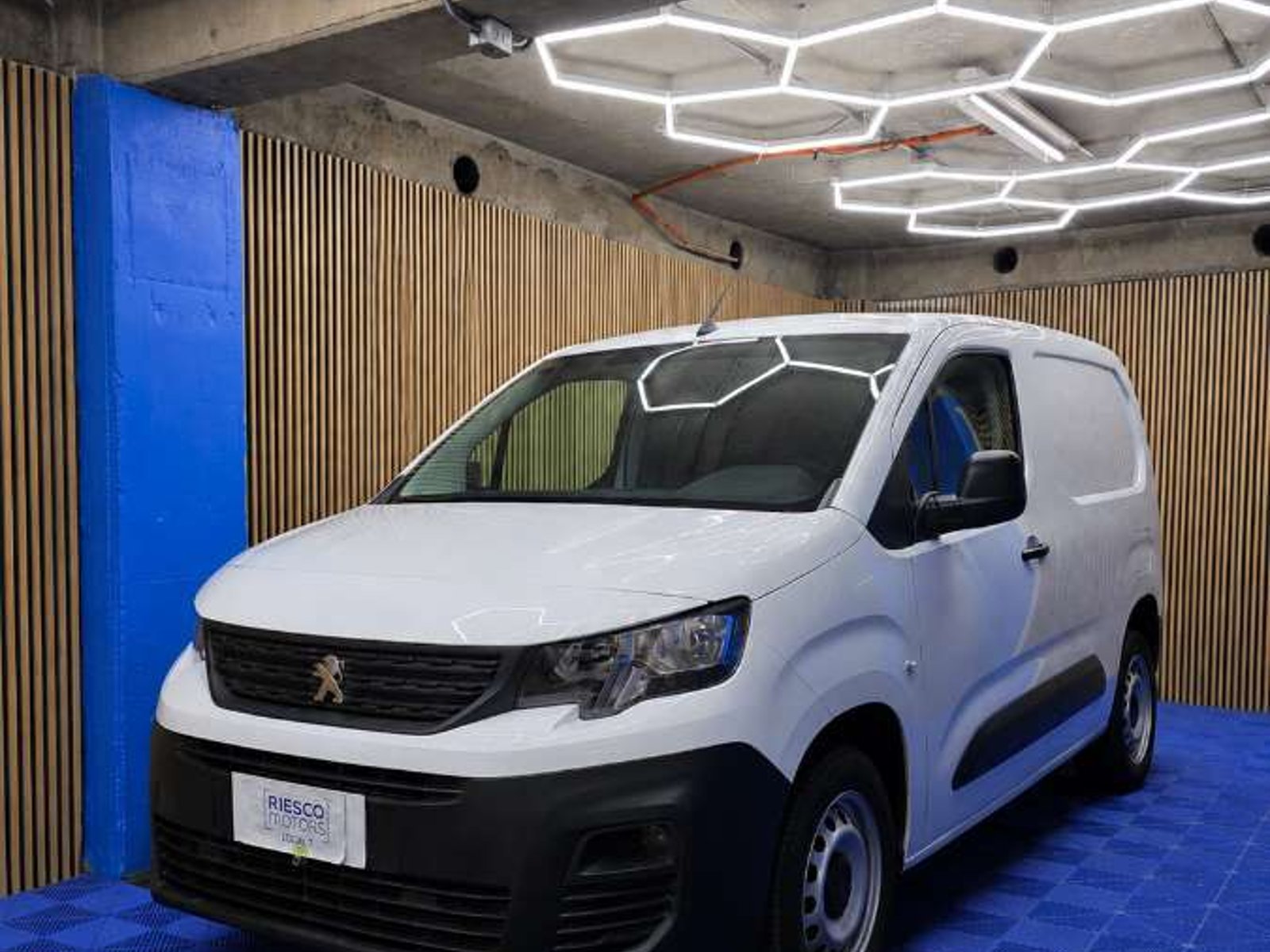 Peugeot PARTNER 2023 - Foto 2 de 15