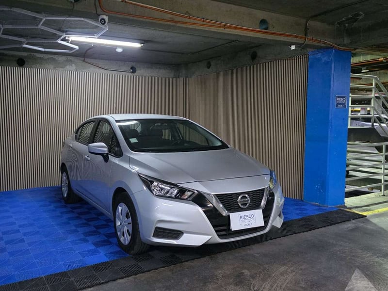 Nissan VERSA 2022 - Imagen 4 de 13