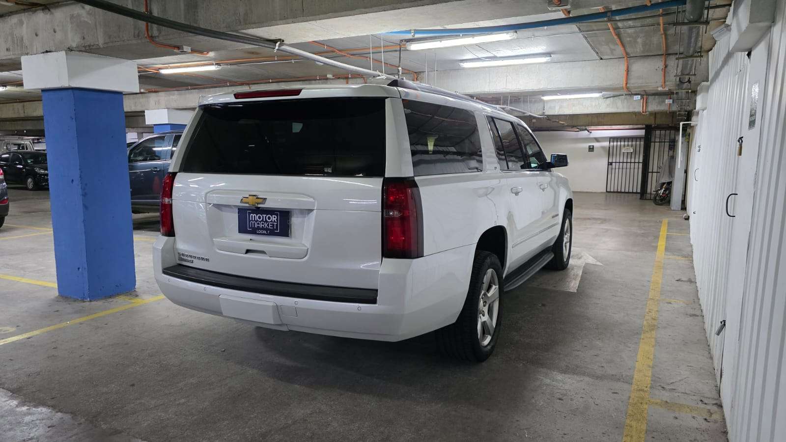 Chevrolet SUBURBAN LT 5.3 V8 4x4 2020 - Imagen 15 de 19