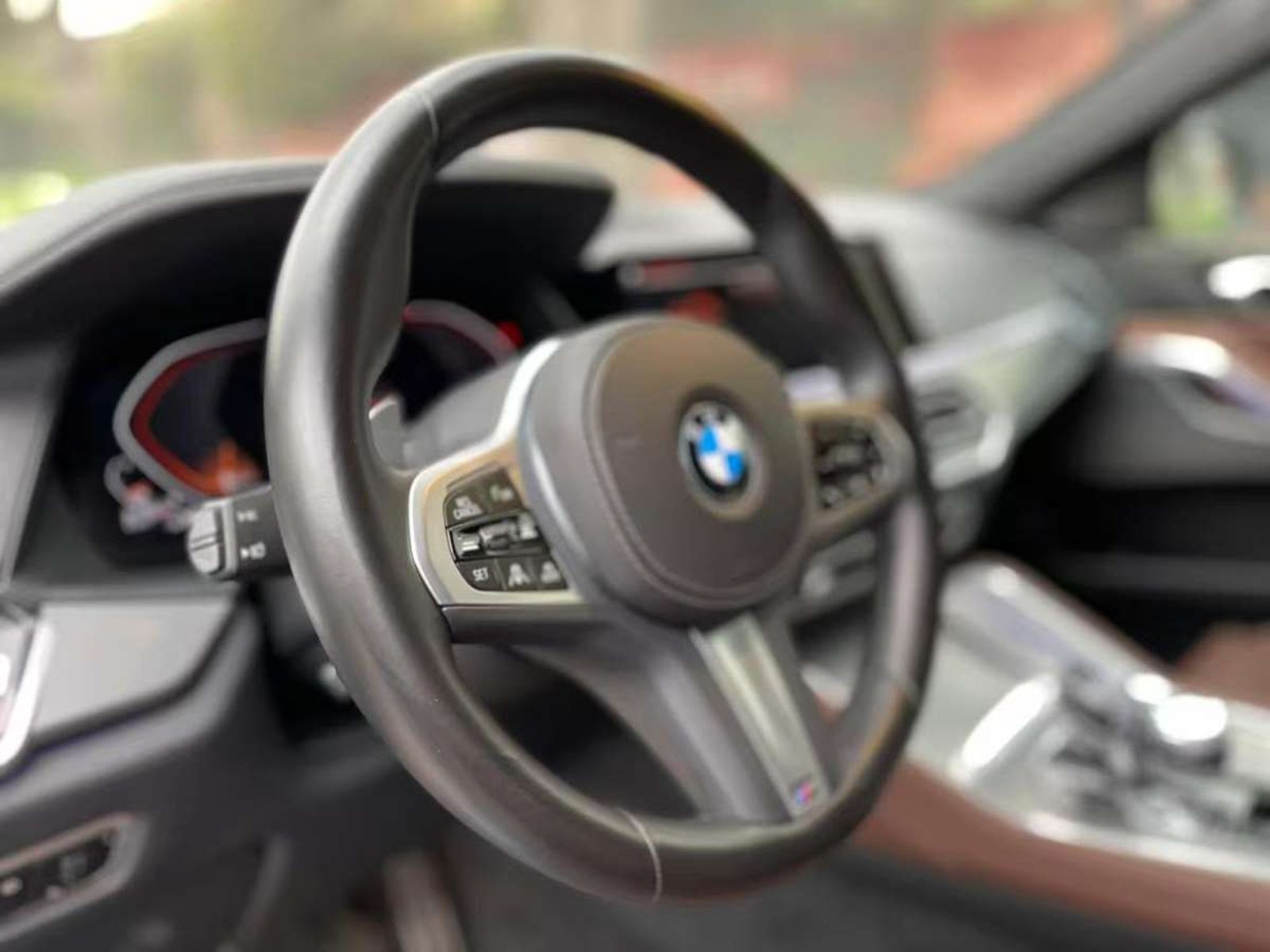 BMW X6 XDRIVE 3.0 4X4 AUT 2023 - Imagen 6 de 16