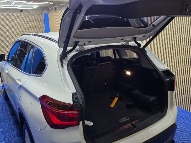 BMW X1 2.0 URBAN MILLENIAL S-DRIVE 20I 4X2 AT 5P 2018 - Imagen 13 de 18