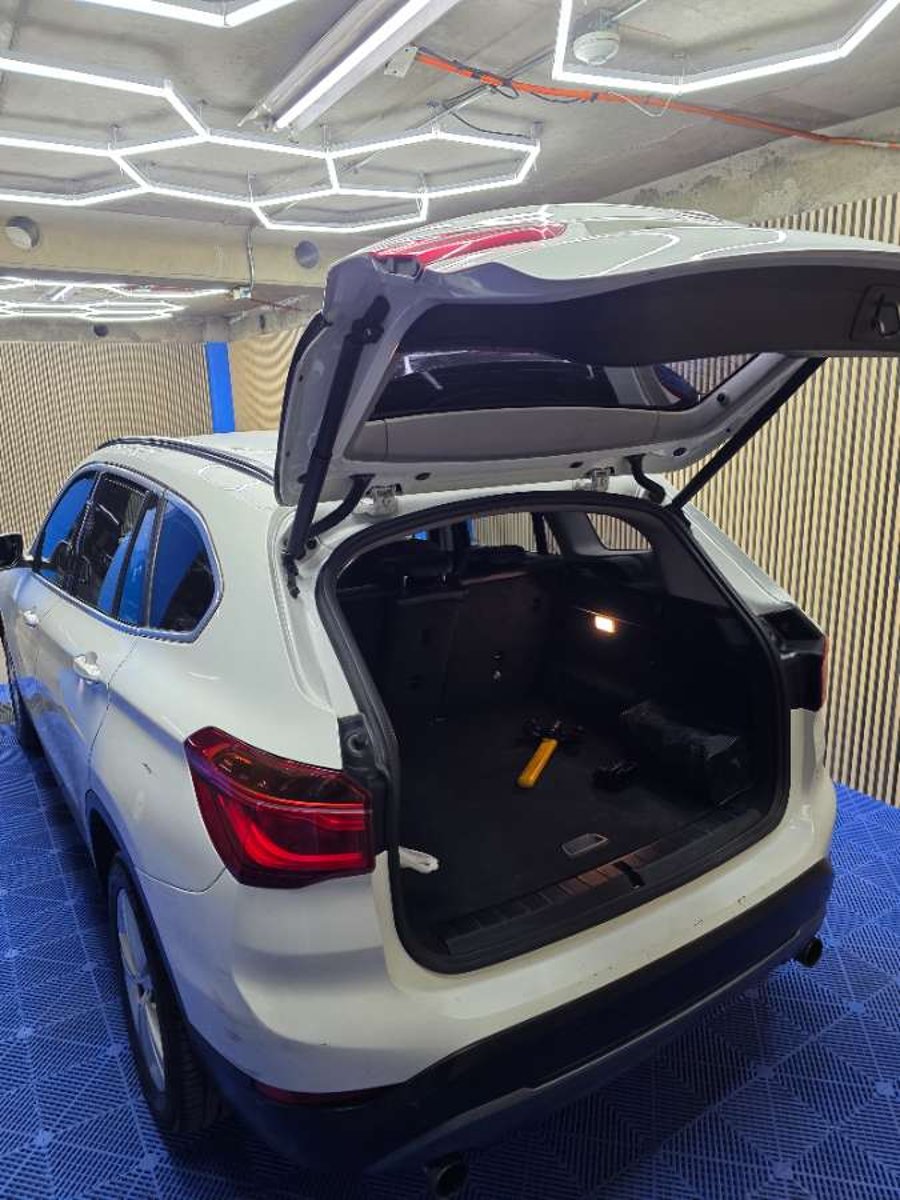 BMW X1 2.0 URBAN MILLENIAL S-DRIVE 20I 4X2 AT 5P 2018 - Imagen 13 de 18