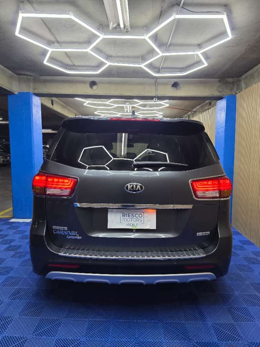 Kia Grand Carnival 2016 - Imagen 6 de 17