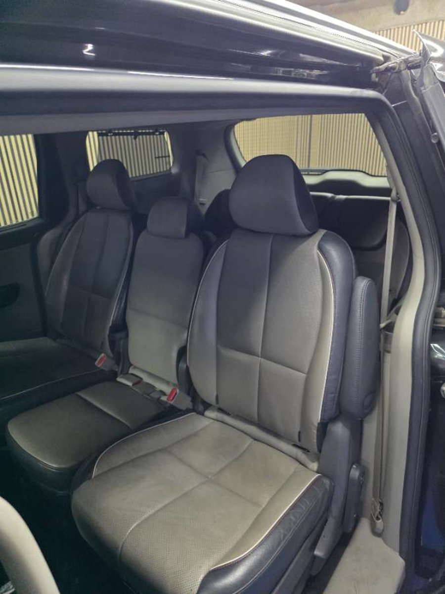 Kia Grand Carnival 2016 - Imagen 16 de 17
