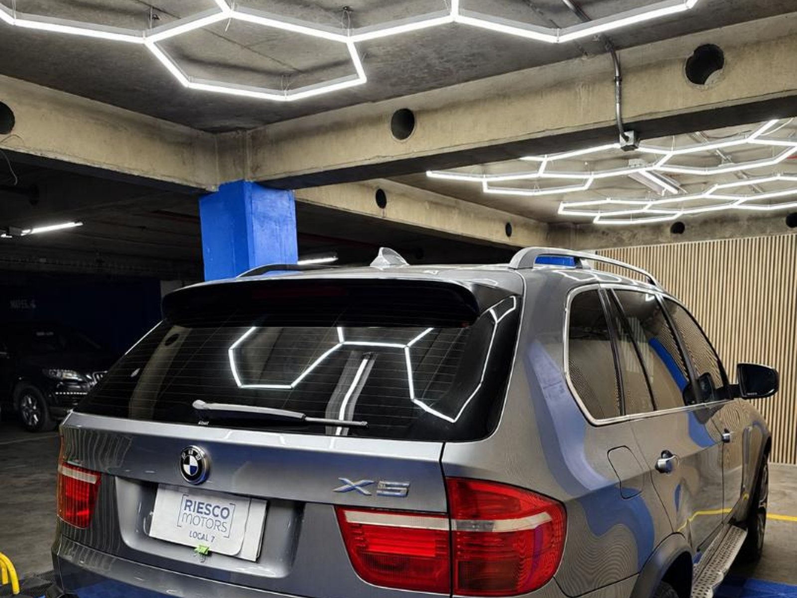 BMW X5 2008 - Foto 5 de 13