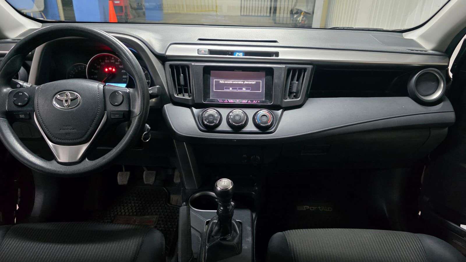 TOYOTA NEW RAV4 2.0 2017 - Imagen 8 de 13
