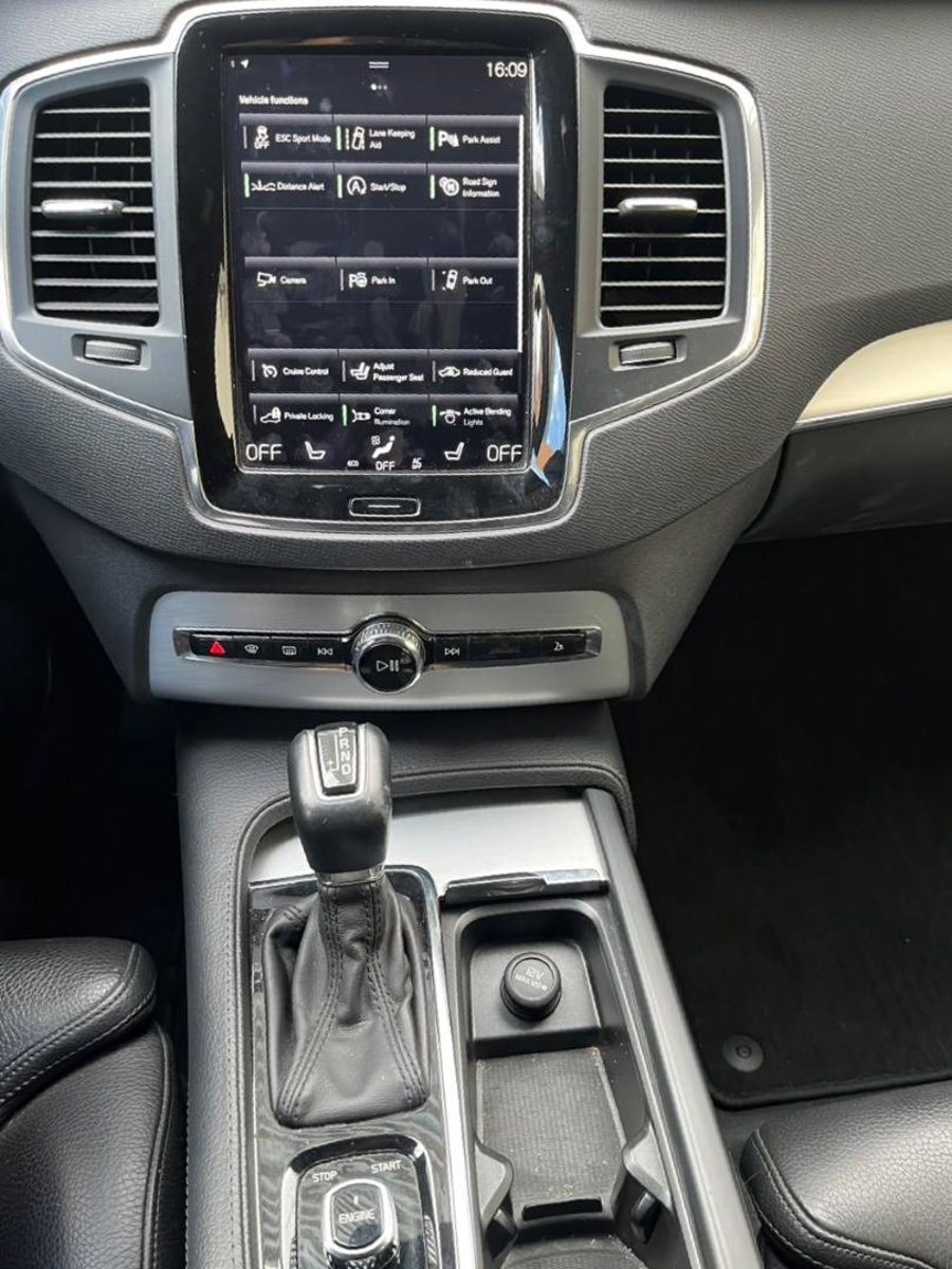 Volvo XC90 2017 - Imagen 8 de 15