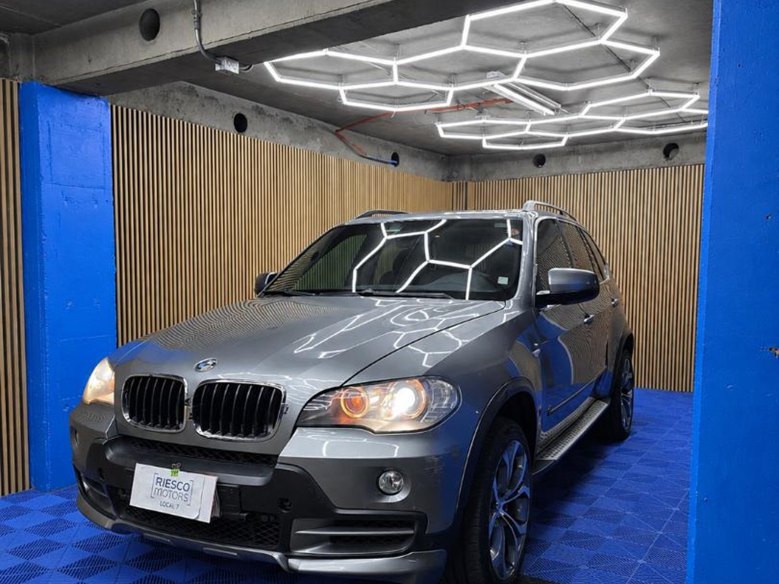 BMW X5 2008 - Foto 2 de 13