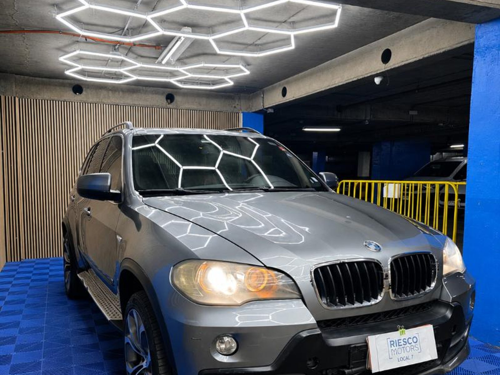 BMW X5 2008 - Foto 4 de 13