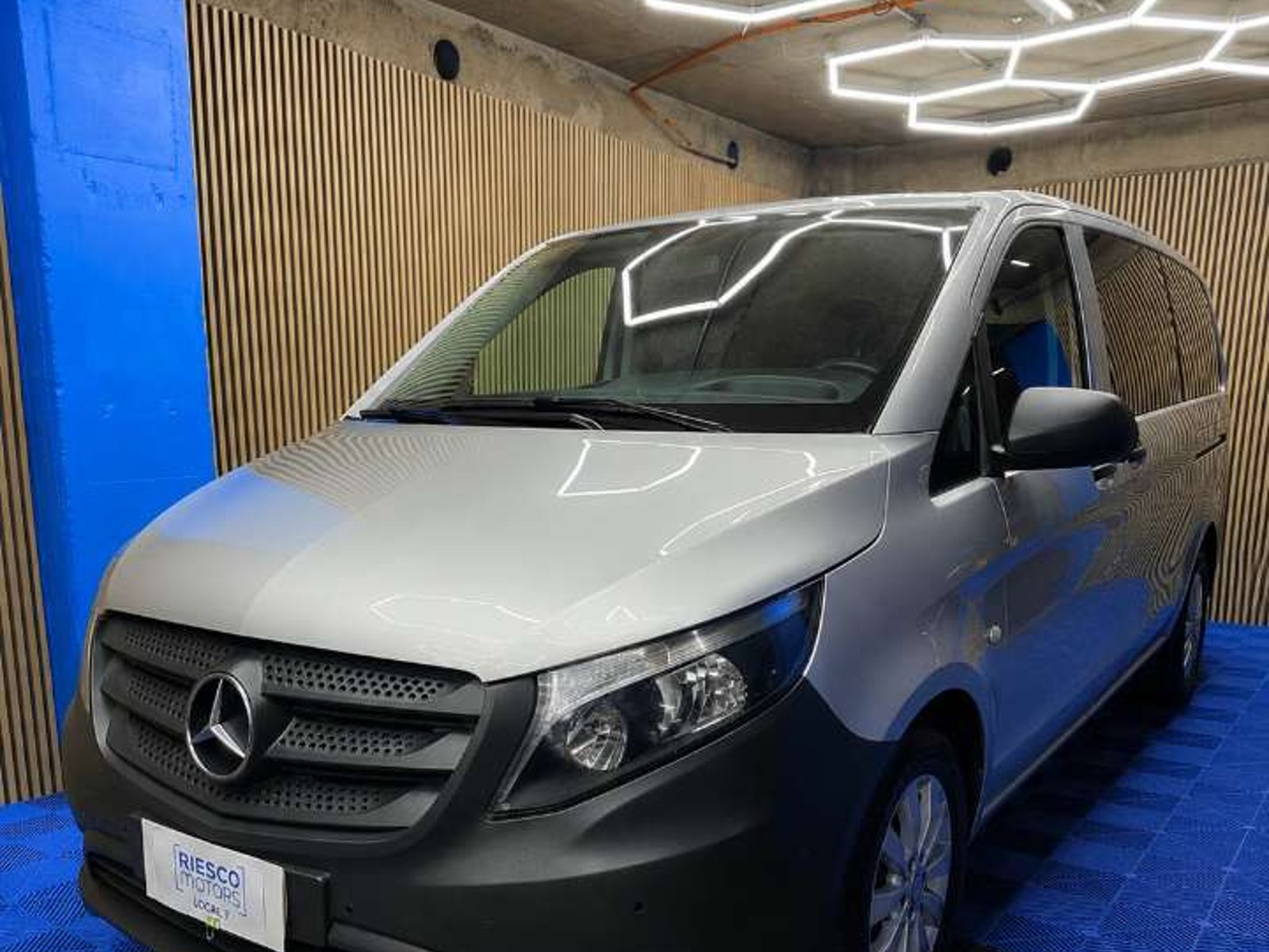 Mercedes-Benz Vito111 CDI 2016 - Foto 2 de 18