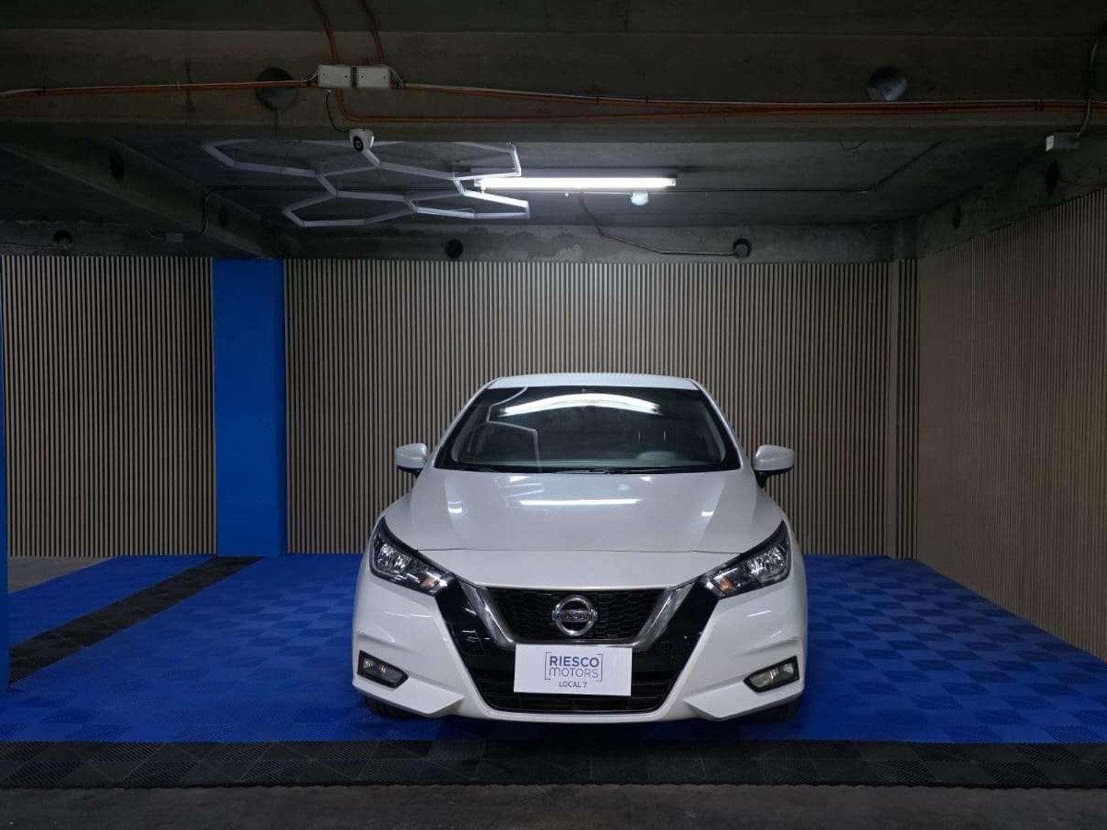 Nissan VERSA 2022 - Foto 3 de 14
