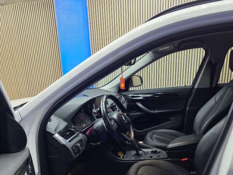 BMW X1 2.0 URBAN MILLENIAL S-DRIVE 20I 4X2 AT 5P 2018 - Imagen 10 de 18