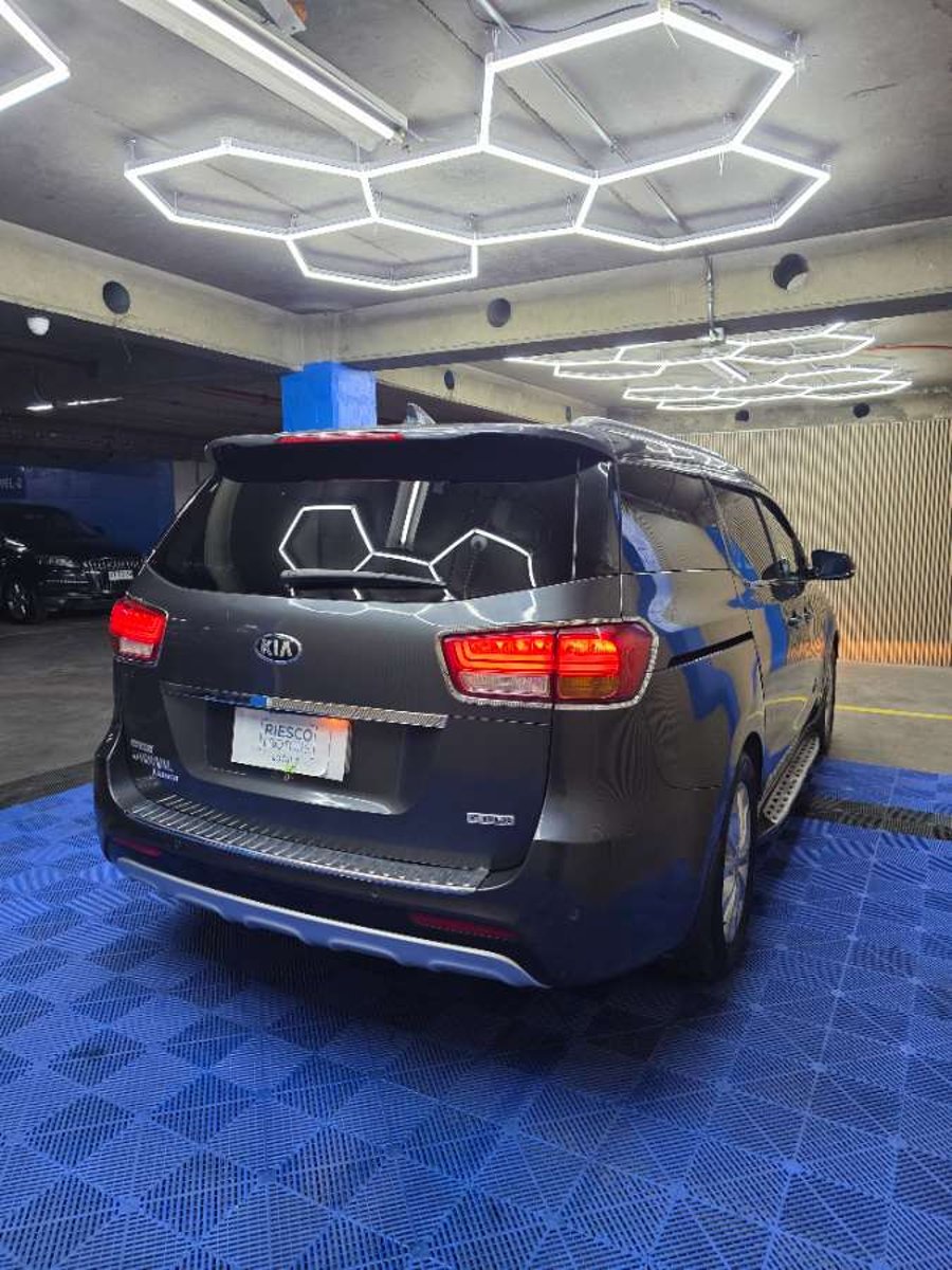 Kia Grand Carnival 2016 - Imagen 5 de 17