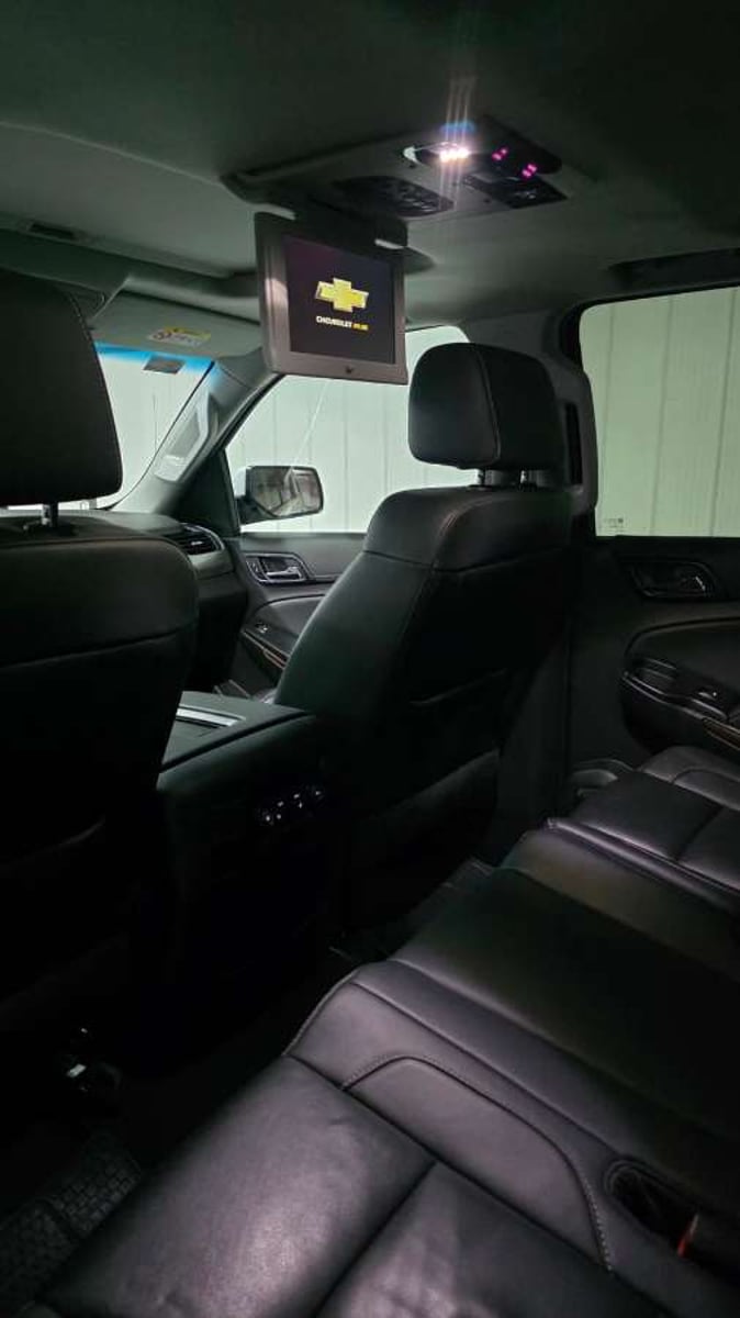 Chevrolet SUBURBAN LT 5.3 V8 4x4 2020 - Imagen 8 de 19
