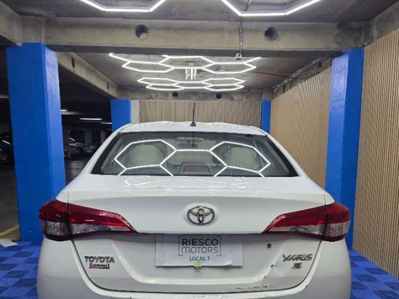 Toyota NEW YARIS 2018 - Imagen 14 de 15