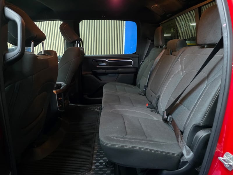 RAM Ram 1500 2024 - Imagen 15 de 20