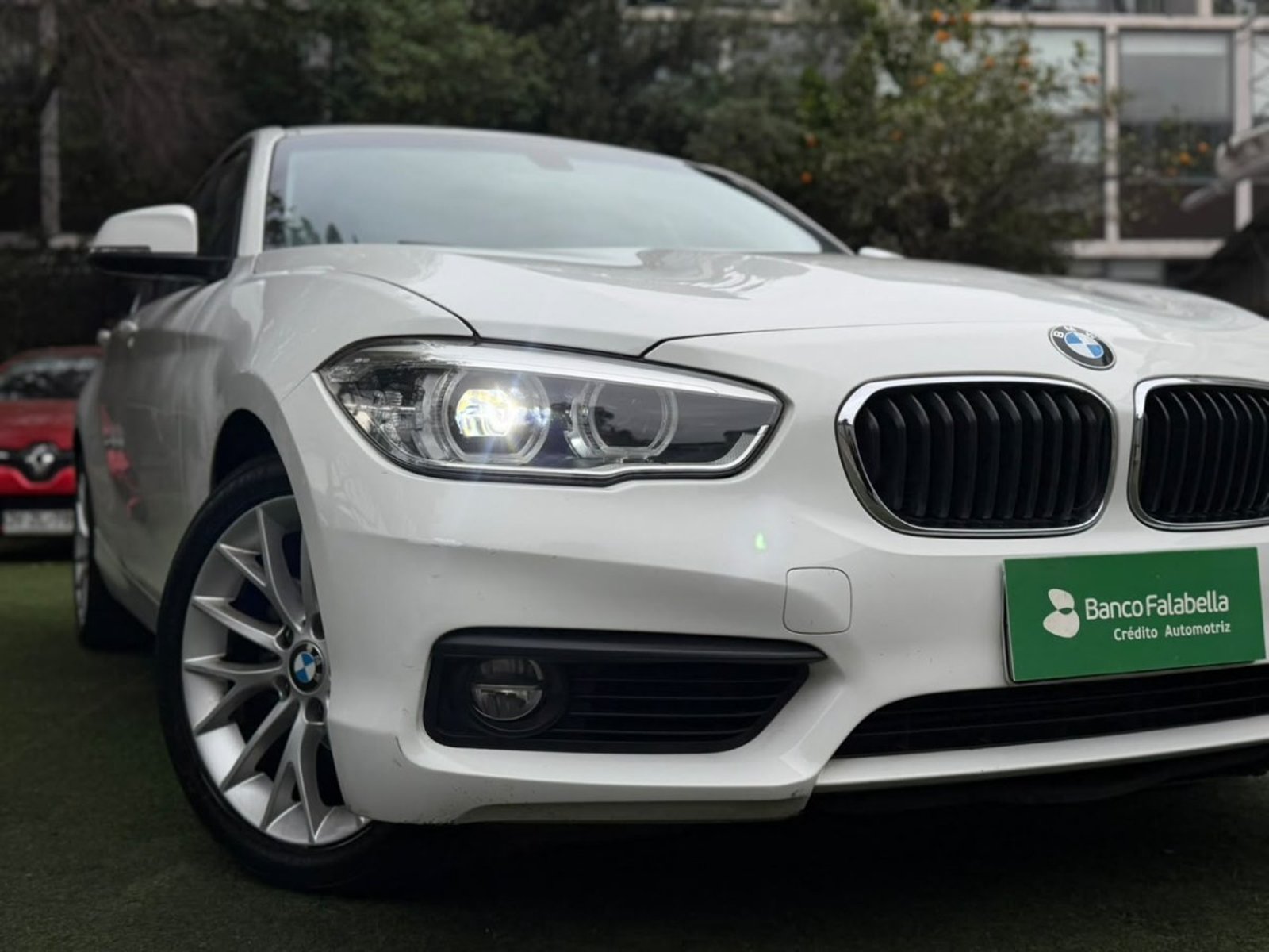 BMW 118I 1.5 MILLENIAL AUT 2018 - Foto 3 de 10