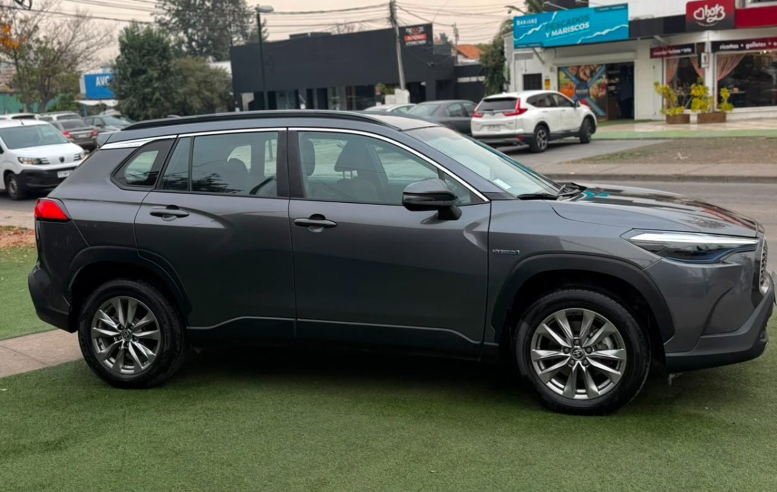 Toyota COROLLA CROSS 1.8 HÍBRIDO 2023 - Imagen 5 de 10
