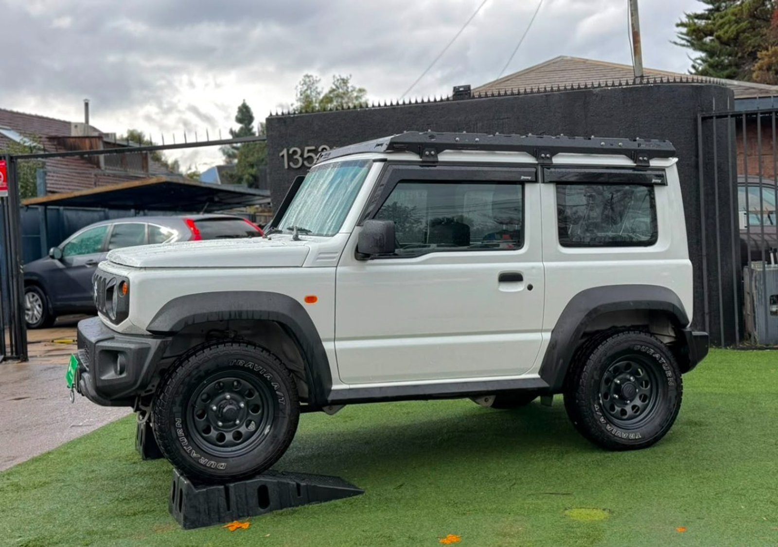 Suzuki JIMNY GL 1.5 Winche 4x4 2025 - Imagen 7 de 10