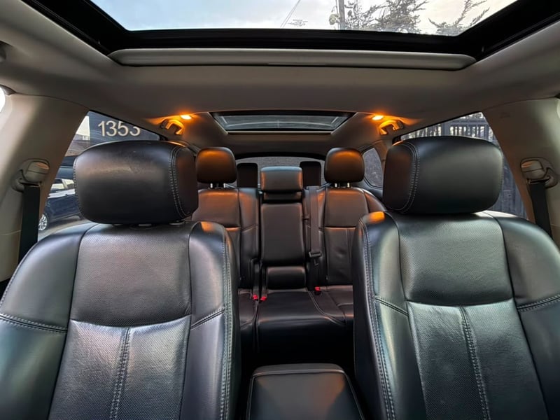 Nissan PATHFINDER Exclusive 4x4 3.5 AUT 2016 - Imagen 4 de 10