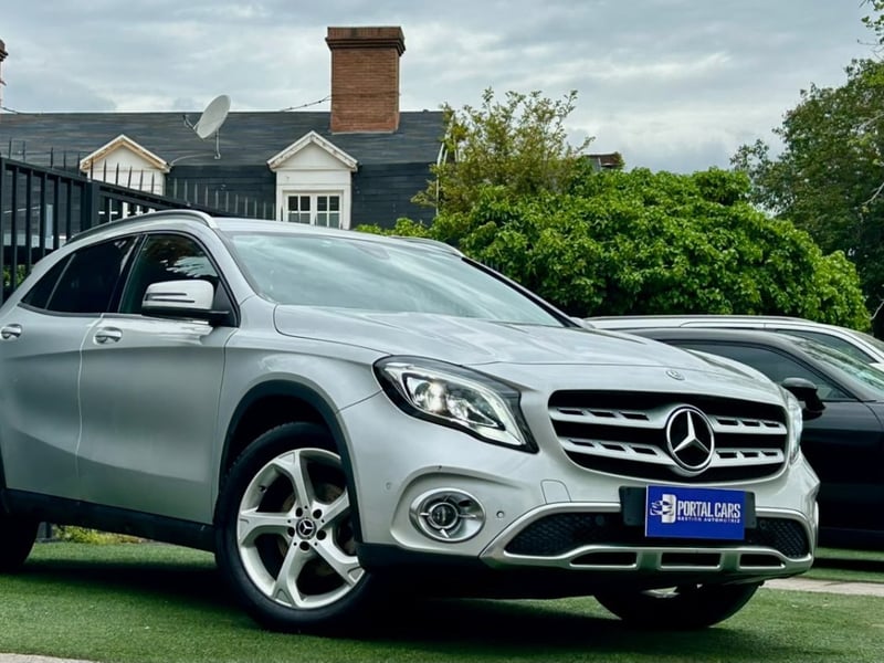 Mercedes-Benz GLA 200 2.1 DIESEL 4X2 AT 5P 2018 - Imagen 6 de 10