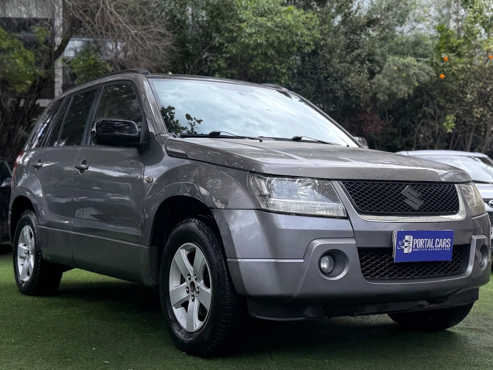 Suzuki GRAND NOMADE 2.0 GLX 2 4X4 2008 - Foto 4 de 10