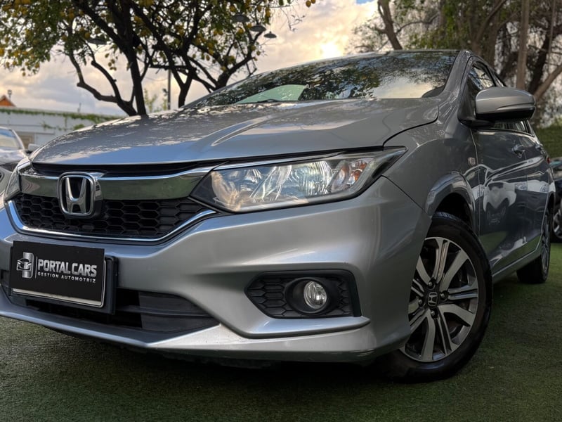 Honda CITY New LX 1.5 AUT 2018 - Imagen 4 de 10