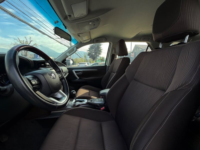 Toyota FORTUNER 2.7 SRV AUT 2019 - Imagen 6 de 10