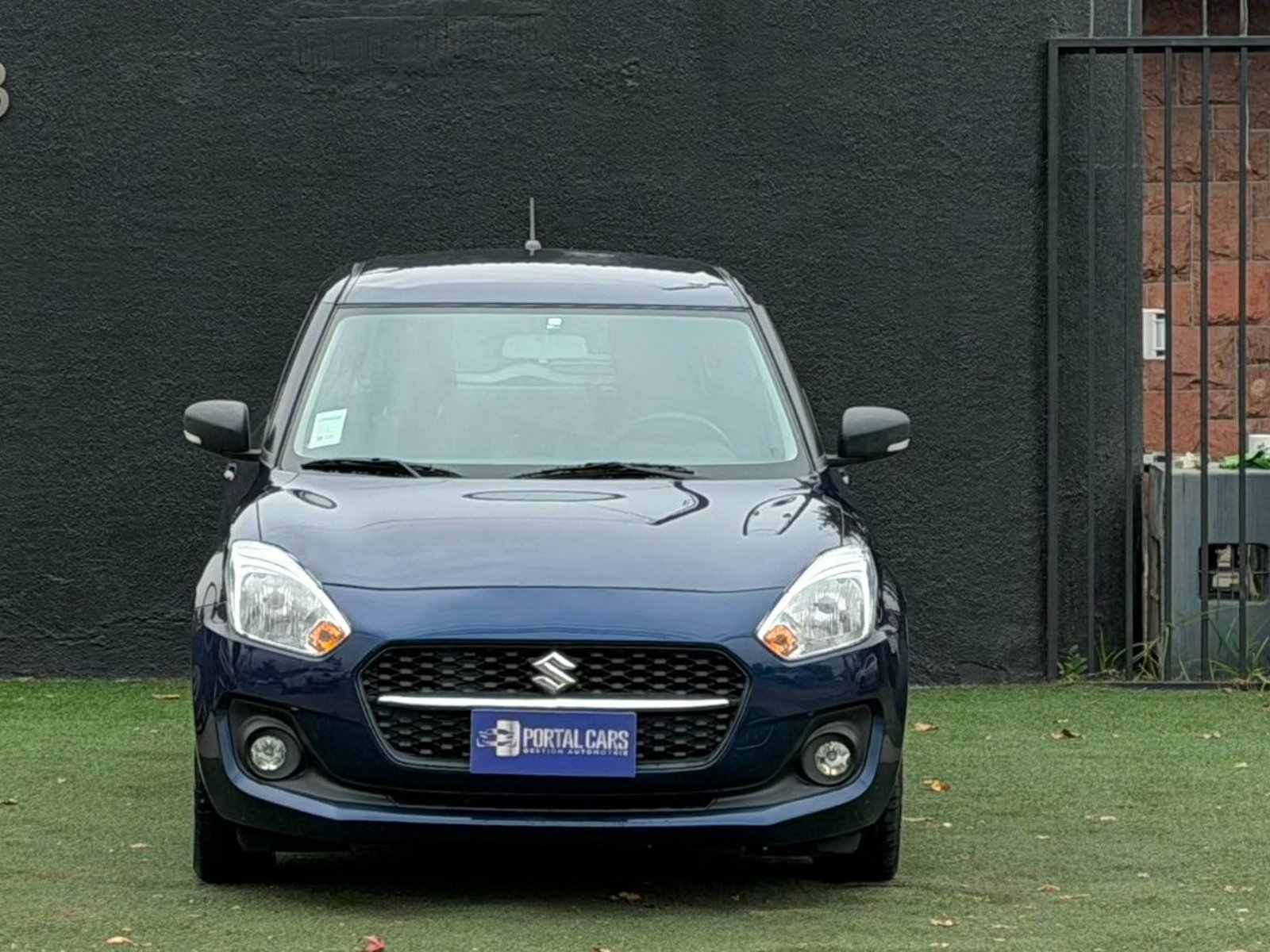 Suzuki SWIFT GL SPORT HB 1.2 2024 - Foto 4 de 10