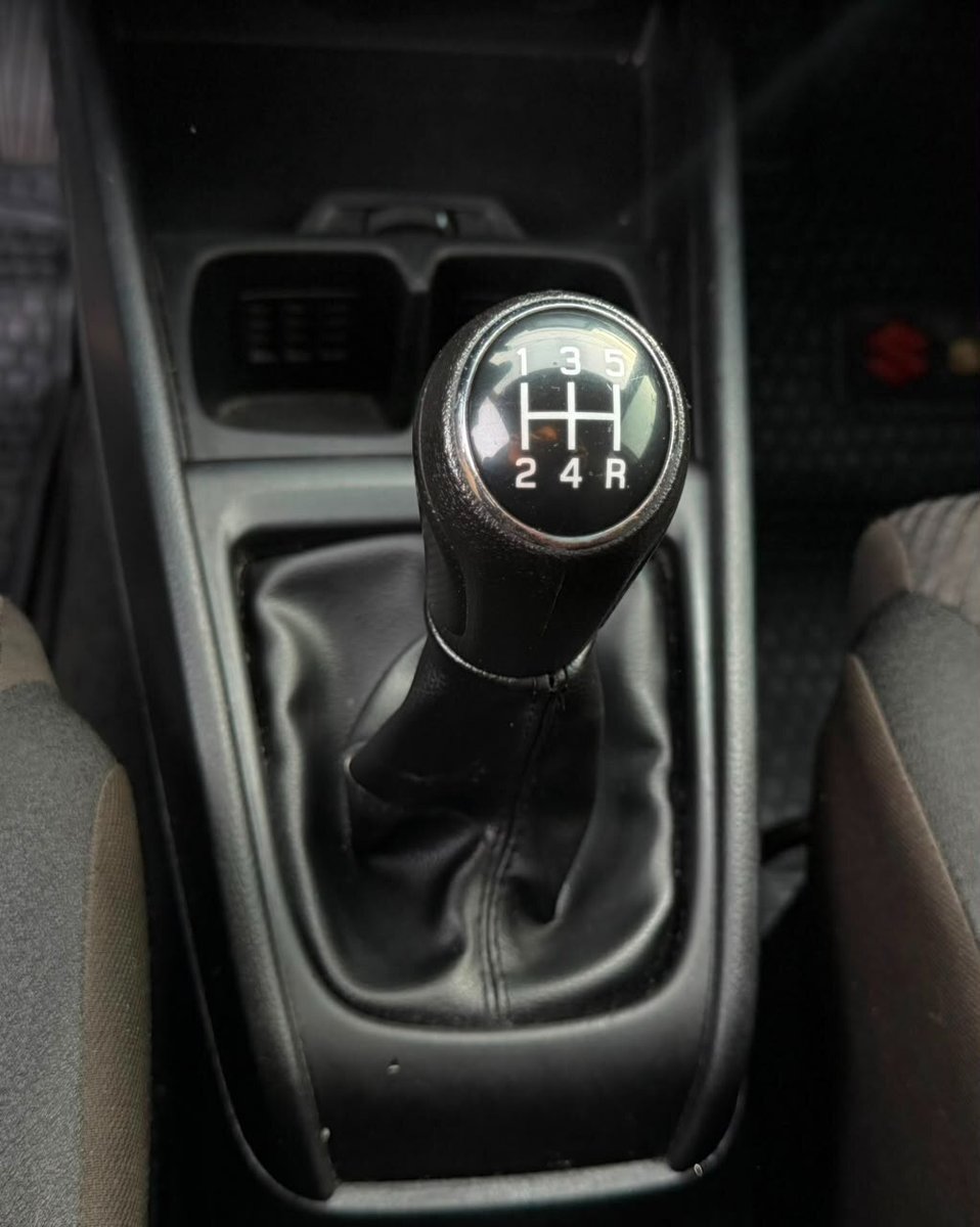 Suzuki ERTIGA GLX 1.5 FULL 2022 - Imagen 10 de 10