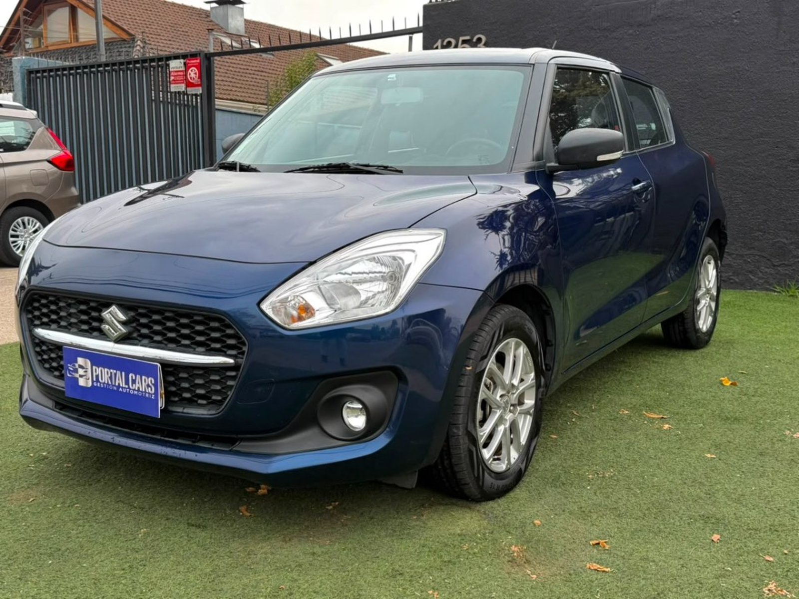Suzuki SWIFT GL SPORT HB 1.2 2024 - Foto 2 de 10
