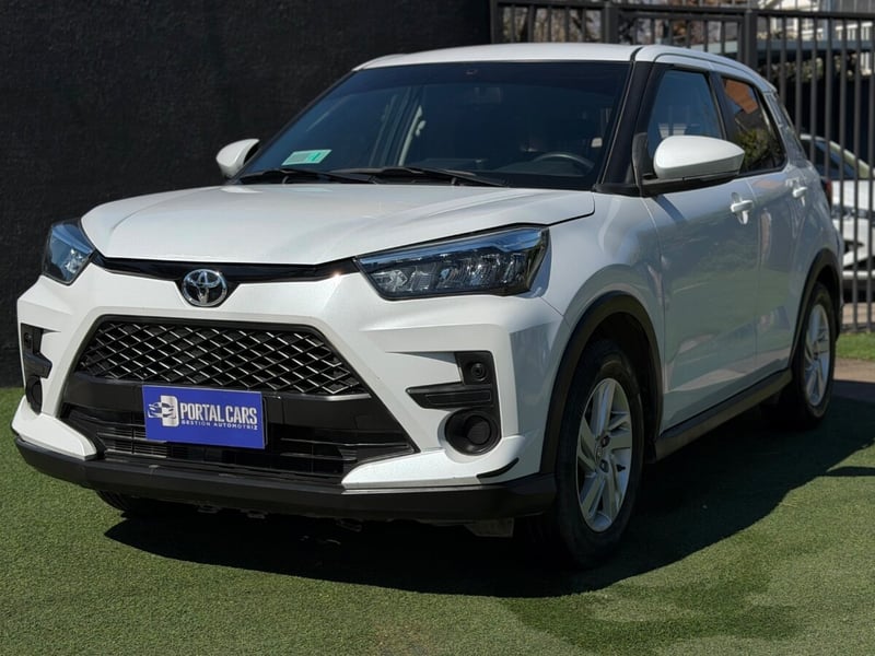 Toyota RAIZE 1.2 E AUT 2022 - Imagen 7 de 10
