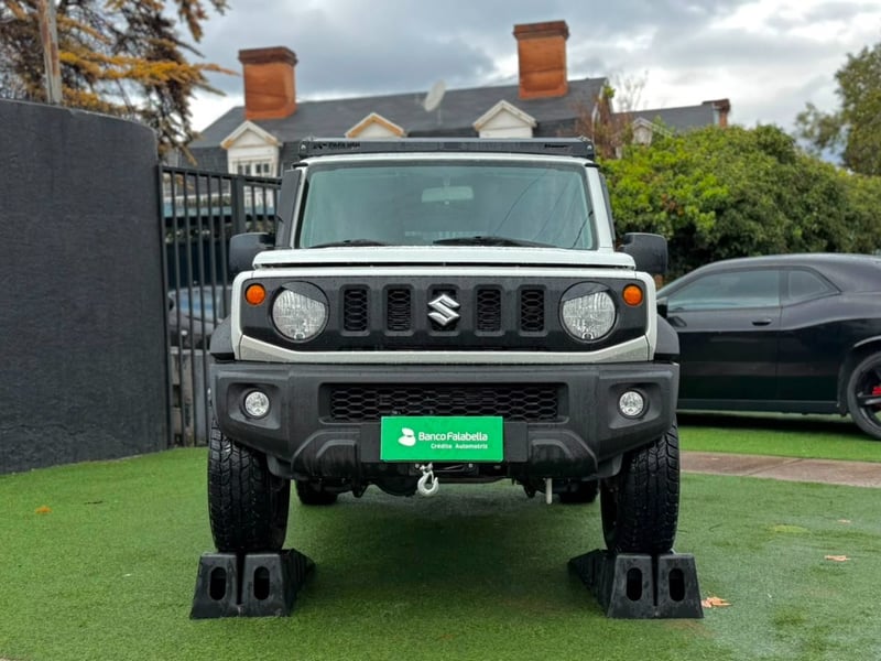 Suzuki JIMNY GL 1.5 Winche 4x4 2025 - Imagen 8 de 10