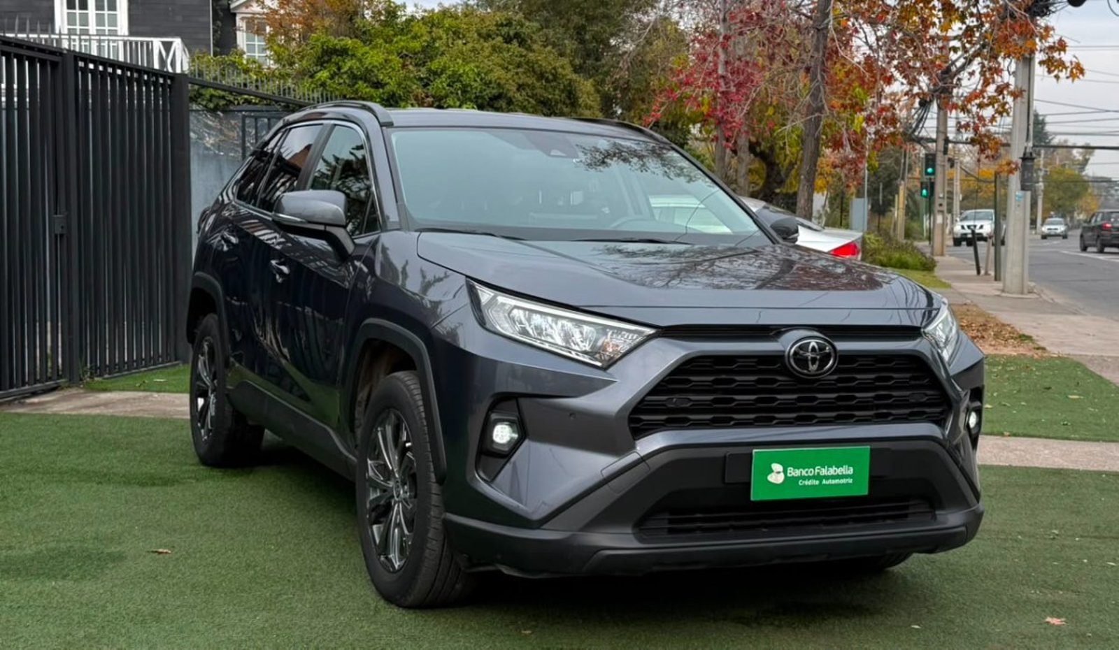 Toyota RAV 4 2.0 XLE 2023 - Imagen 3 de 10