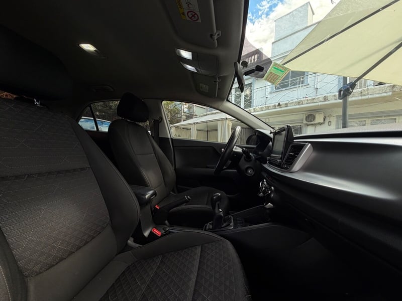 Kia RÍO 5 EX 1.5 2021 - Imagen 9 de 10