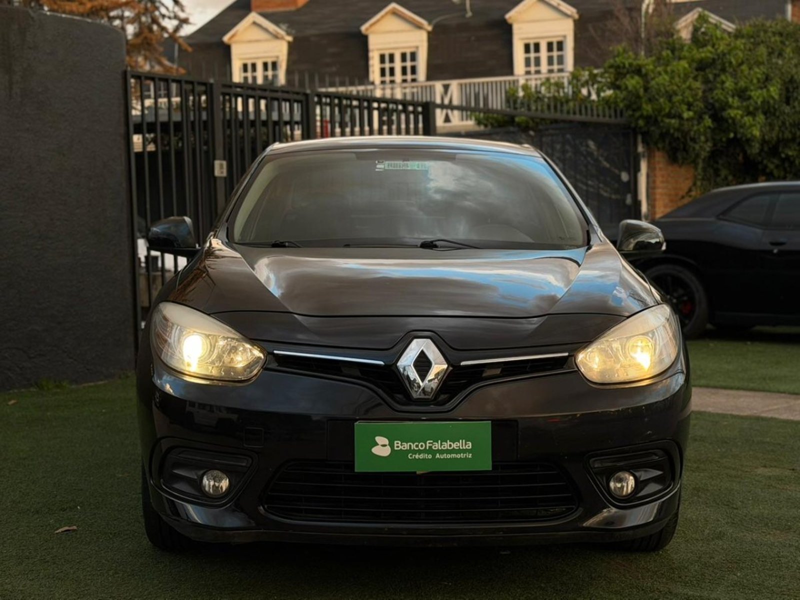Renault FLUENCE Autentique 1.6 2015 - Imagen 3 de 10