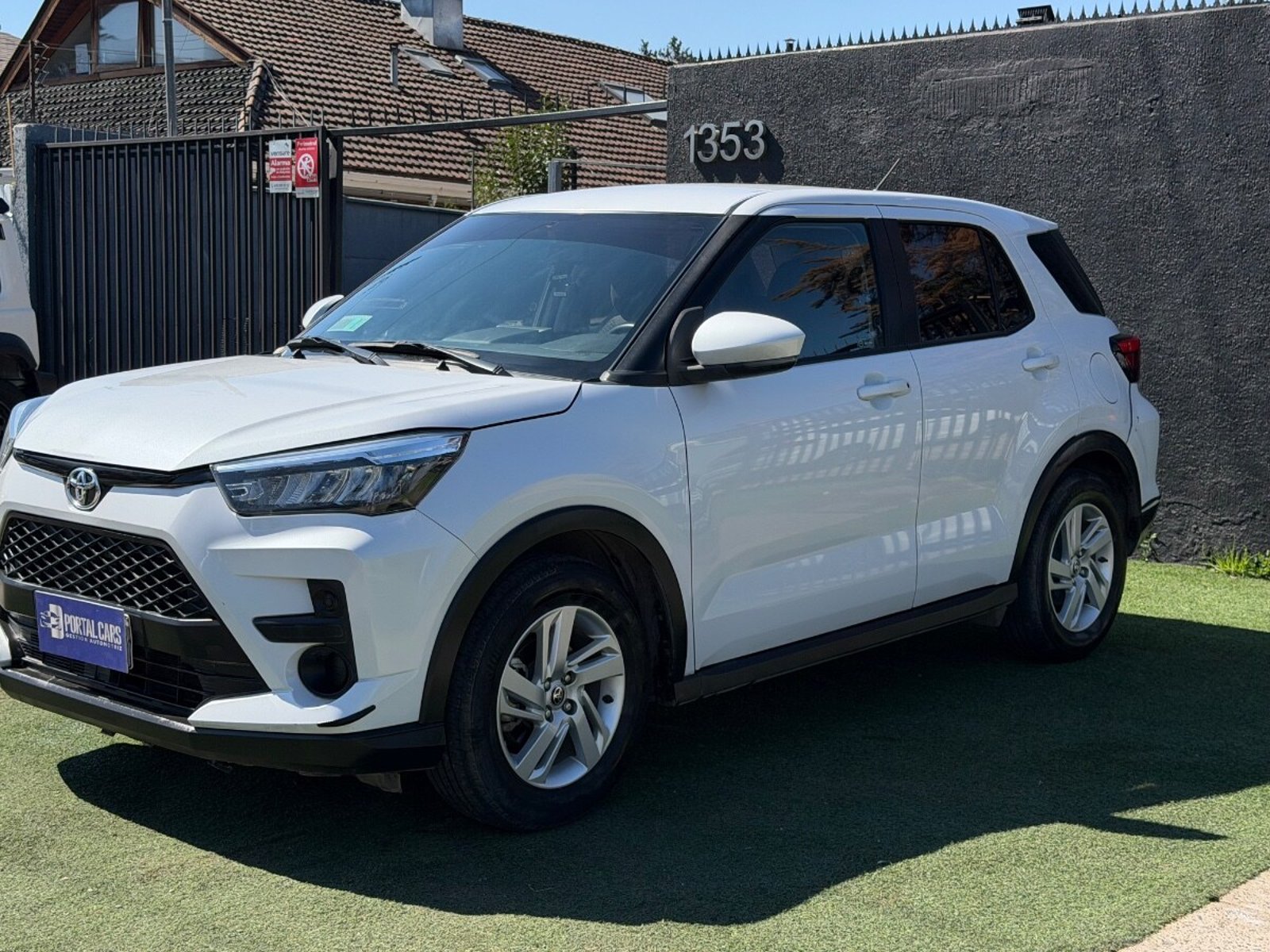 Toyota RAIZE 1.2 E AUT 2022 - Foto 5 de 10