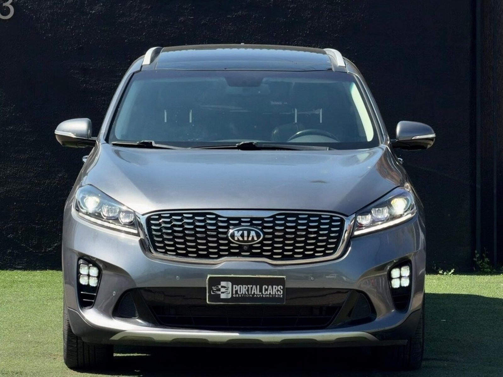 Kia SORENTO 3.5 GTL 4x4 2018 - Foto 2 de 10