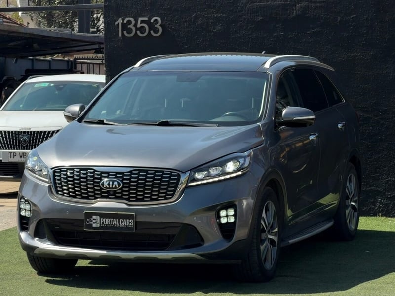 Kia SORENTO 3.5 GTL 4x4 2018 - Imagen 3 de 10