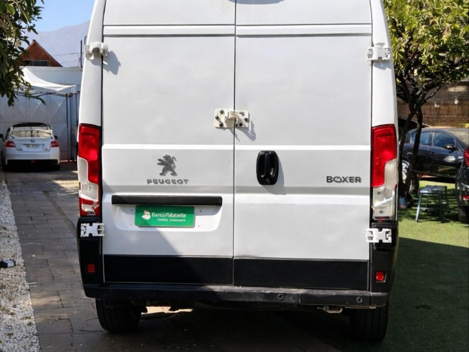 Peugeot BOXER HDI L2H2 2.0 2022 - Imagen 8 de 10