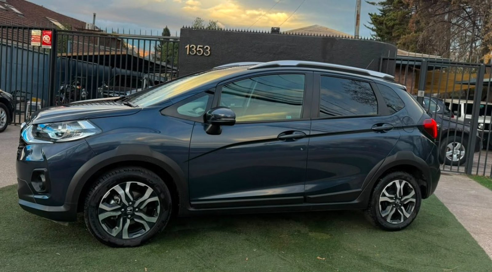 Honda WR-V WR V EX 1.5 2023 - Imagen 8 de 10