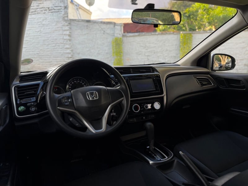 Honda CITY New LX 1.5 AUT 2018 - Imagen 8 de 10