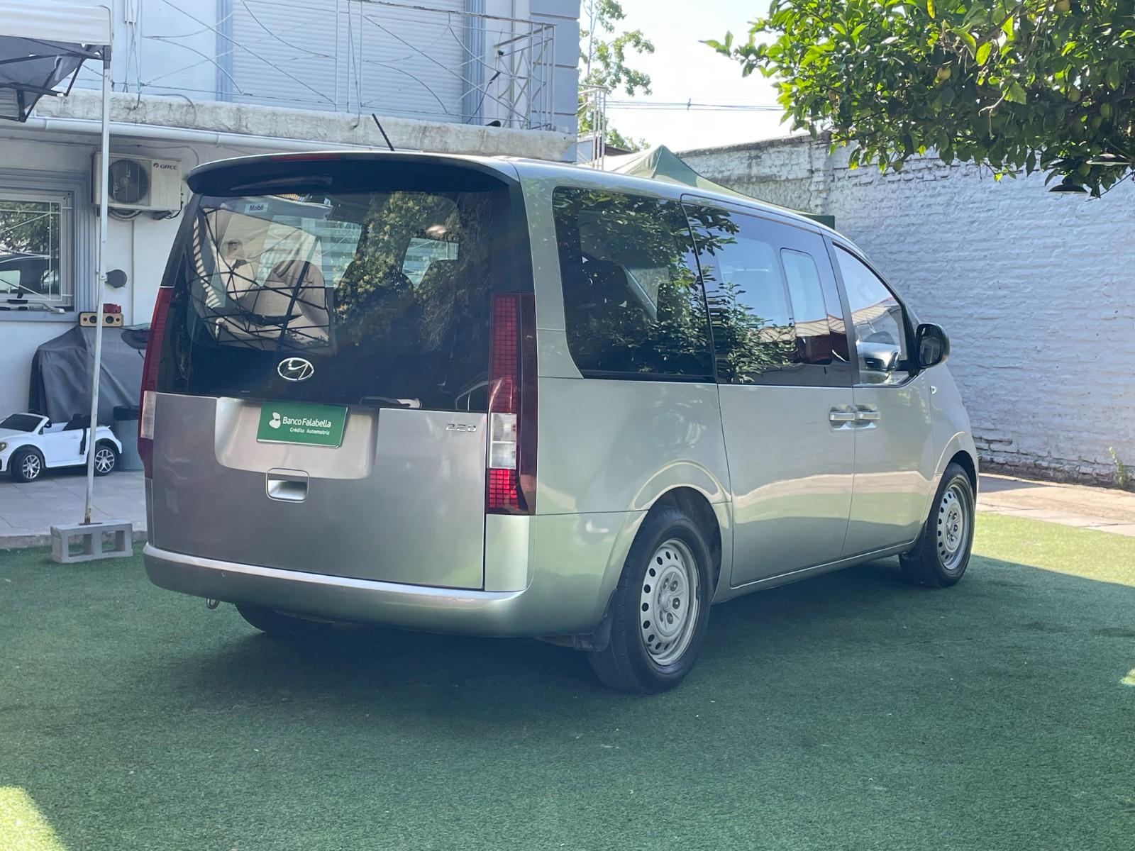 Hyundai STARIA US4 CRDI 2.2 2022 - Imagen 8 de 10