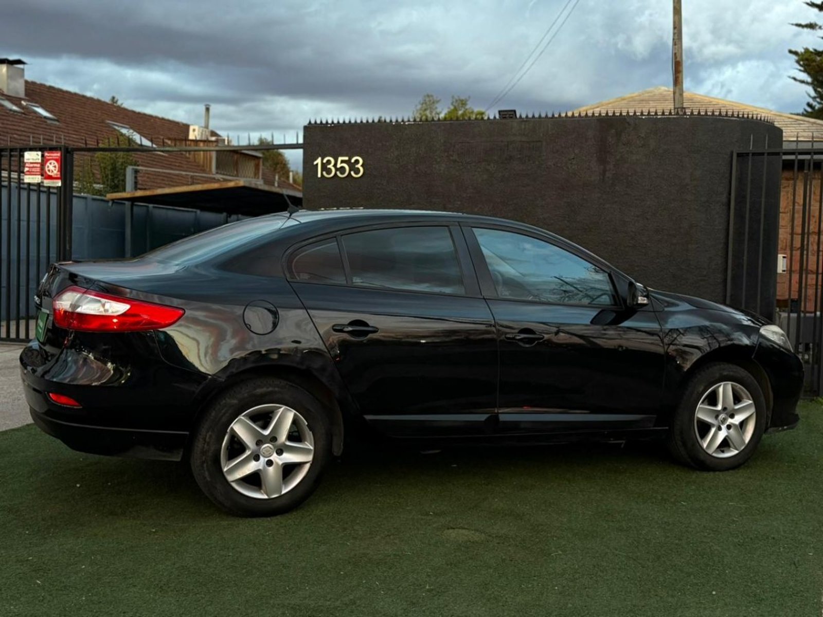 Renault FLUENCE Autentique 1.6 2015 - Imagen 7 de 10